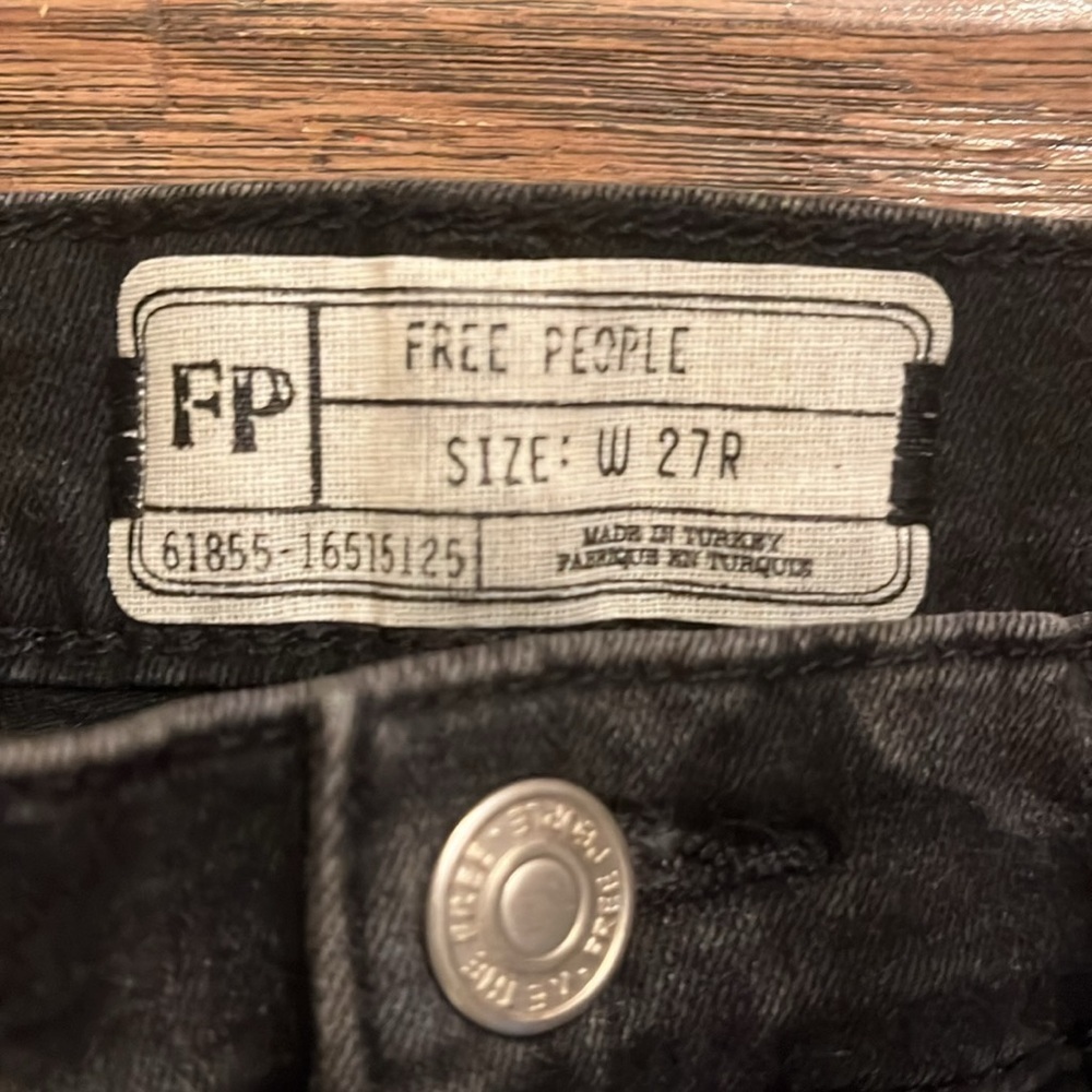 Free People Camo High Waist Denim Long & Lean Jeans Size 27R - Picture 3 of 8